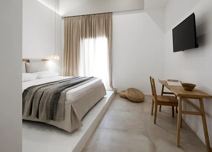 Arco Solium Hotel Adamantas (Milos)