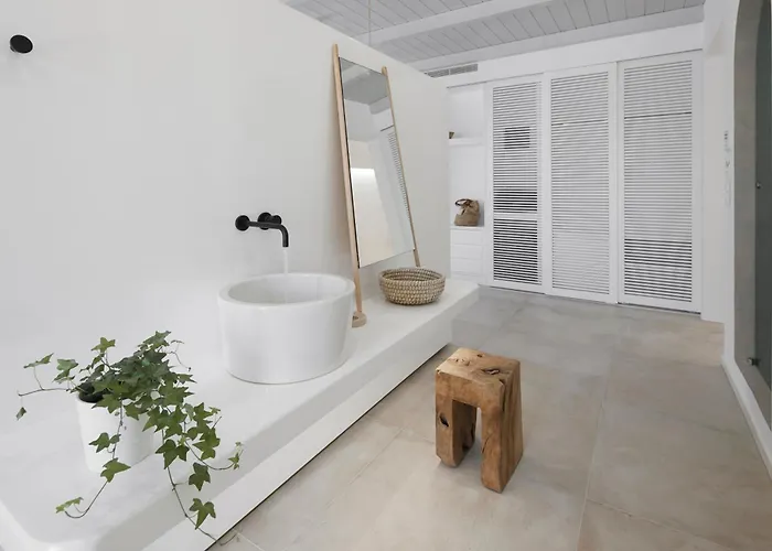 Arco Solium Hotel Adamantas (Milos)