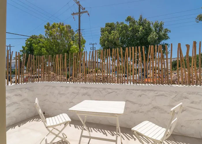 Arco Solium Adamantas (Milos)