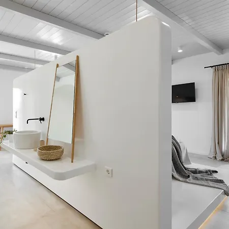 Arco Solium Hotel Adamantas (Milos)