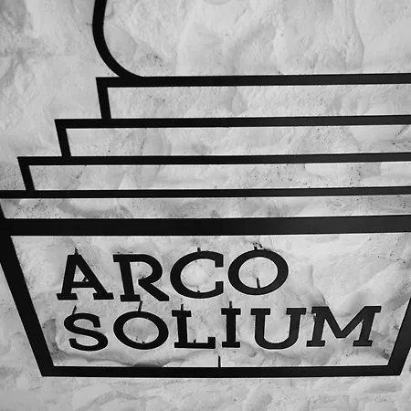 Hotel Arco Solium Adámas