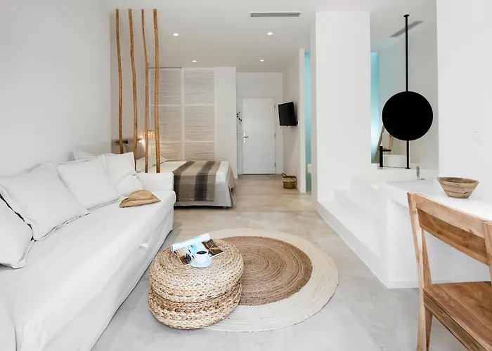 Arco Solium Hotel Adamantas (Milos)