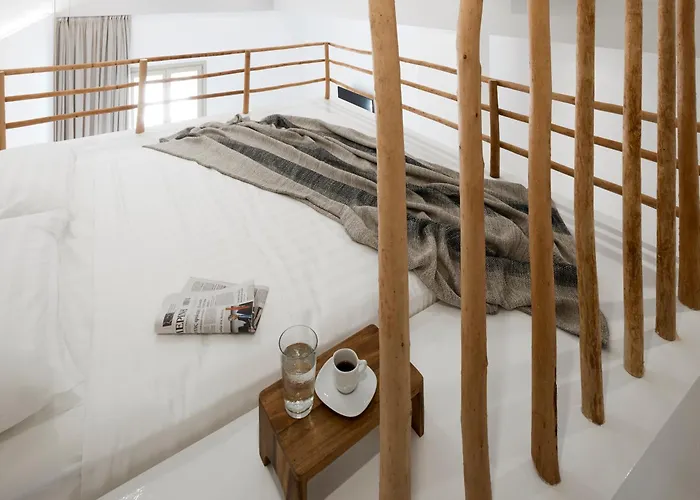 Arco Solium אדאמאס