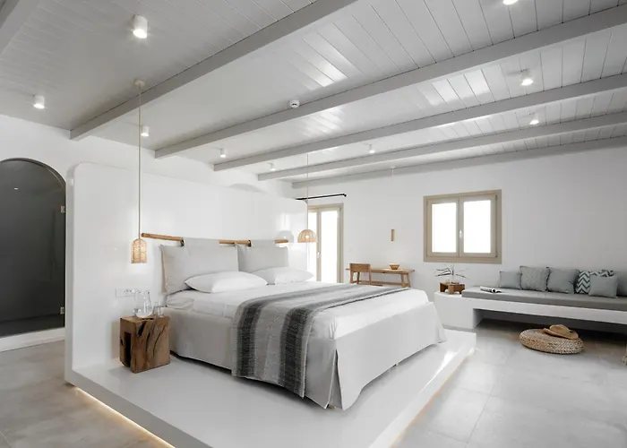 Arco Solium אדאמאס