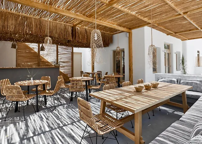 מלון Arco Solium 3*