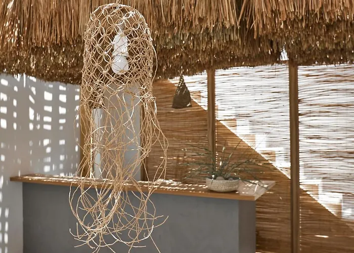 מלון Arco Solium 3*